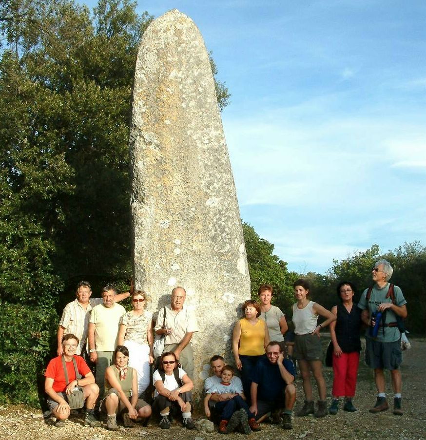 Menhir et groupe