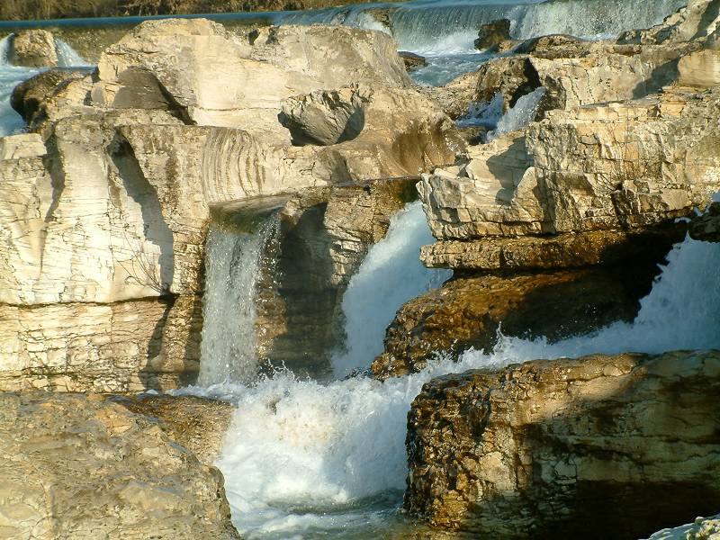 cascades