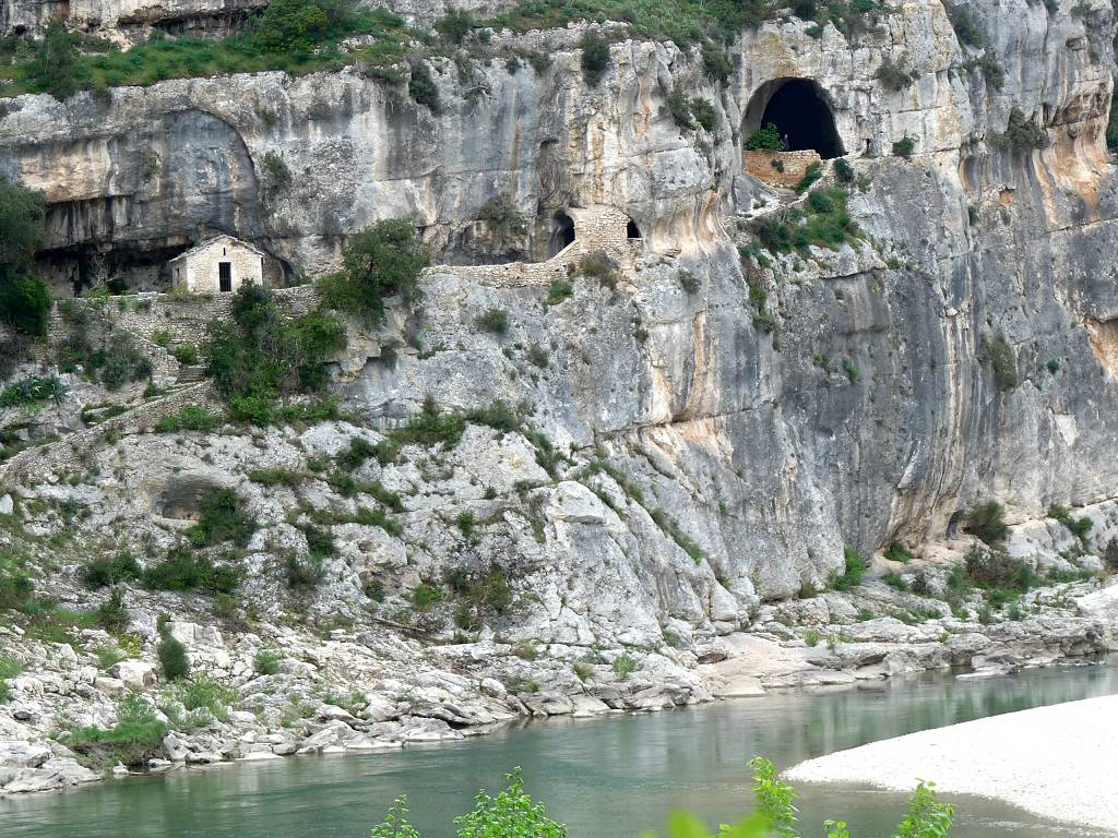 Chapelle et Grotte