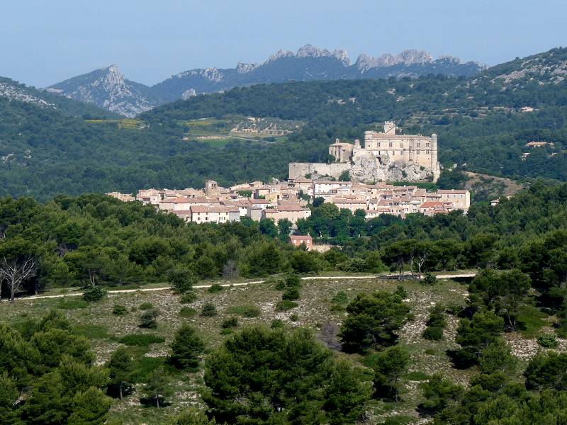 Le Barroux et les Dentelles