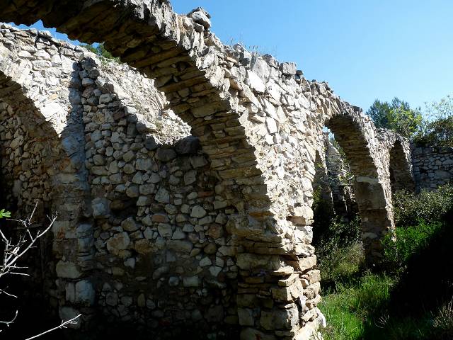 Les Quatre Tours