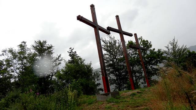 3 croix