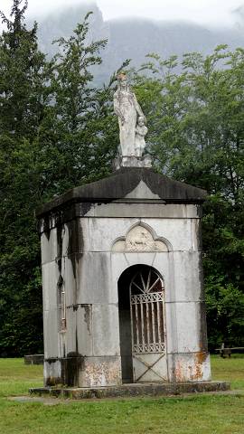 Poligny : Chapelle St Etienne