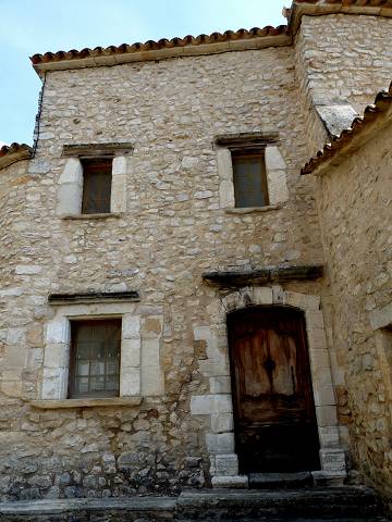 St Trinit