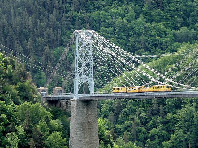 Train Jaune