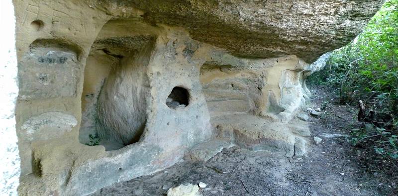 Habitat troglodytique