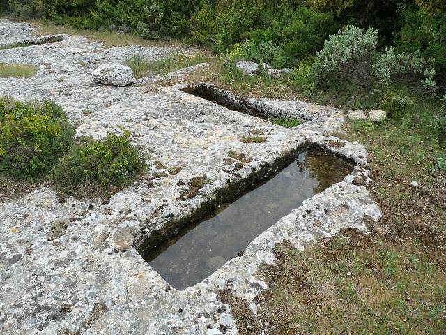 Tombes rupestres