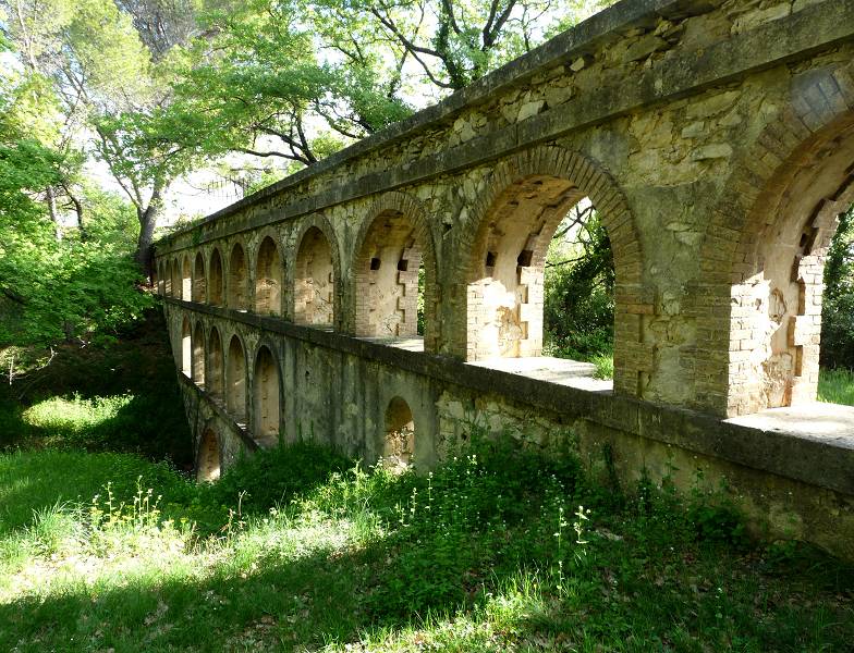 Aqueduc de Balouvire