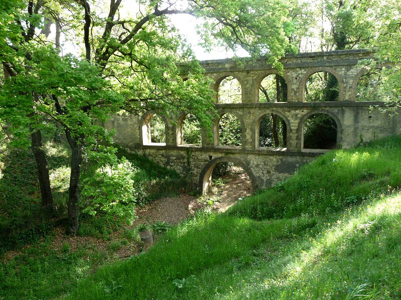 Aqueduc de Balouvière