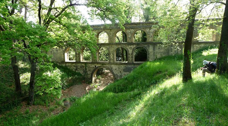Aqueduc de Balouvière