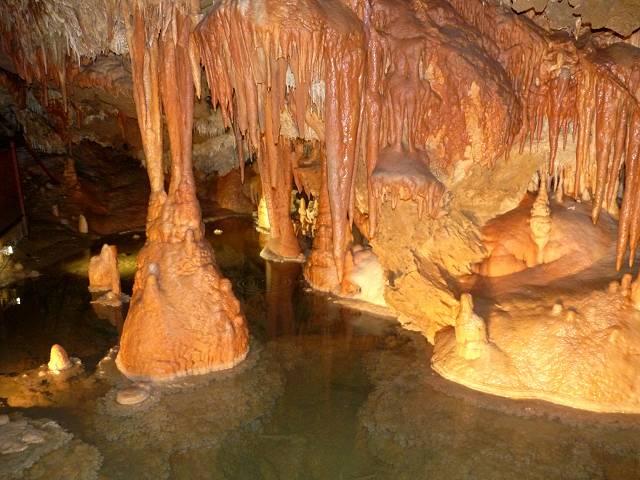 Grotte de Fontrabiouse
