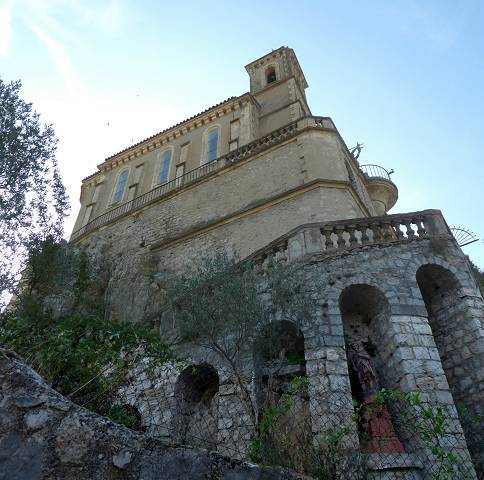 Pierrelongue