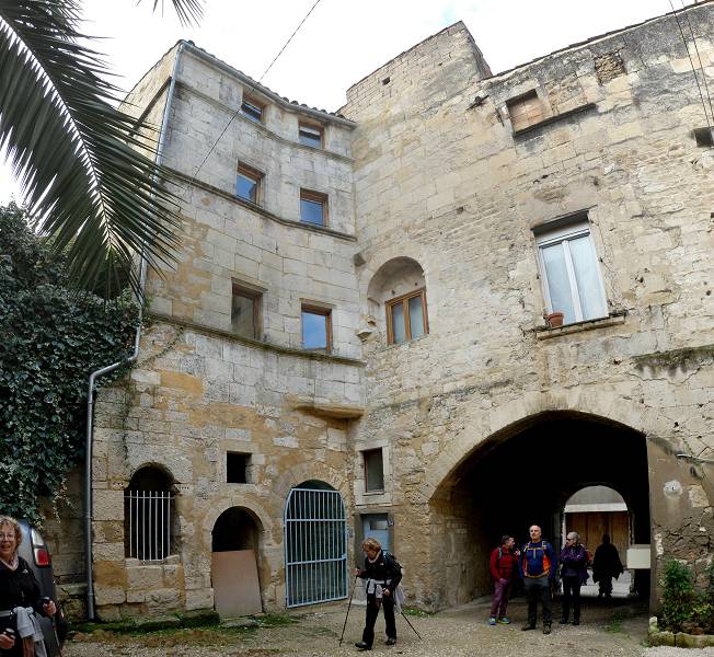 Montfrin