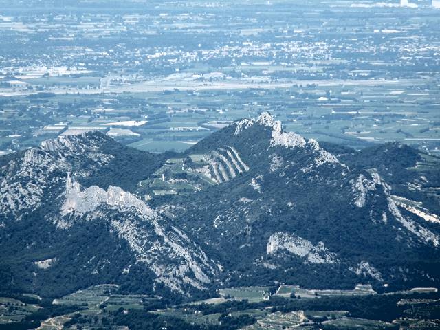 Dentelles