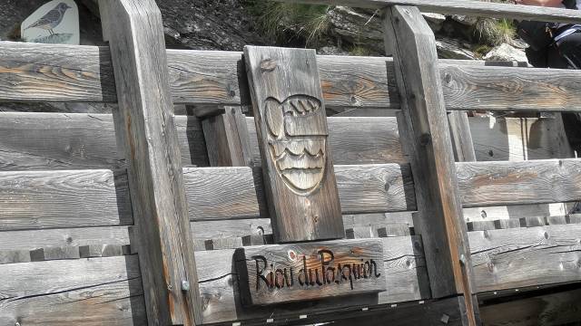 Canal de Rouchas Frach