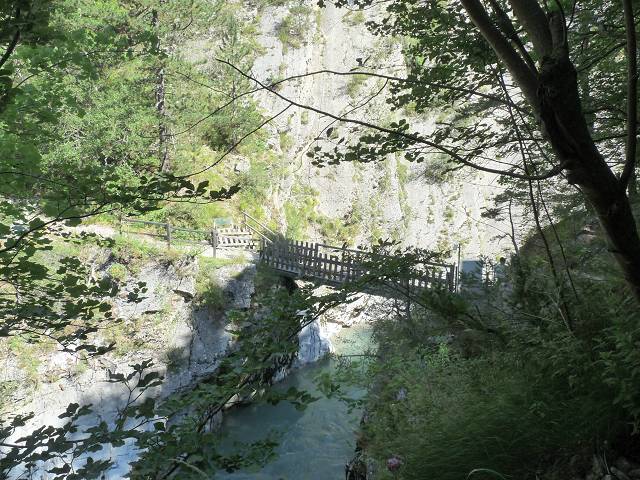 Les Gillardes