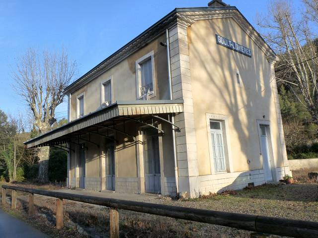 Gare de Goult-Lumires