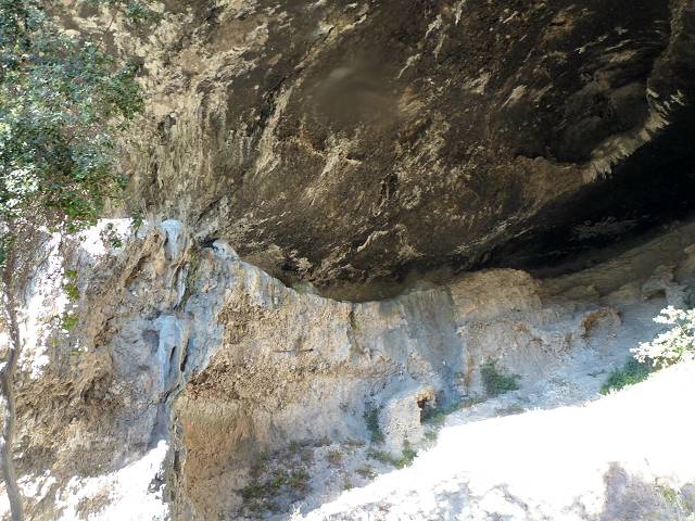 Baume Roustan